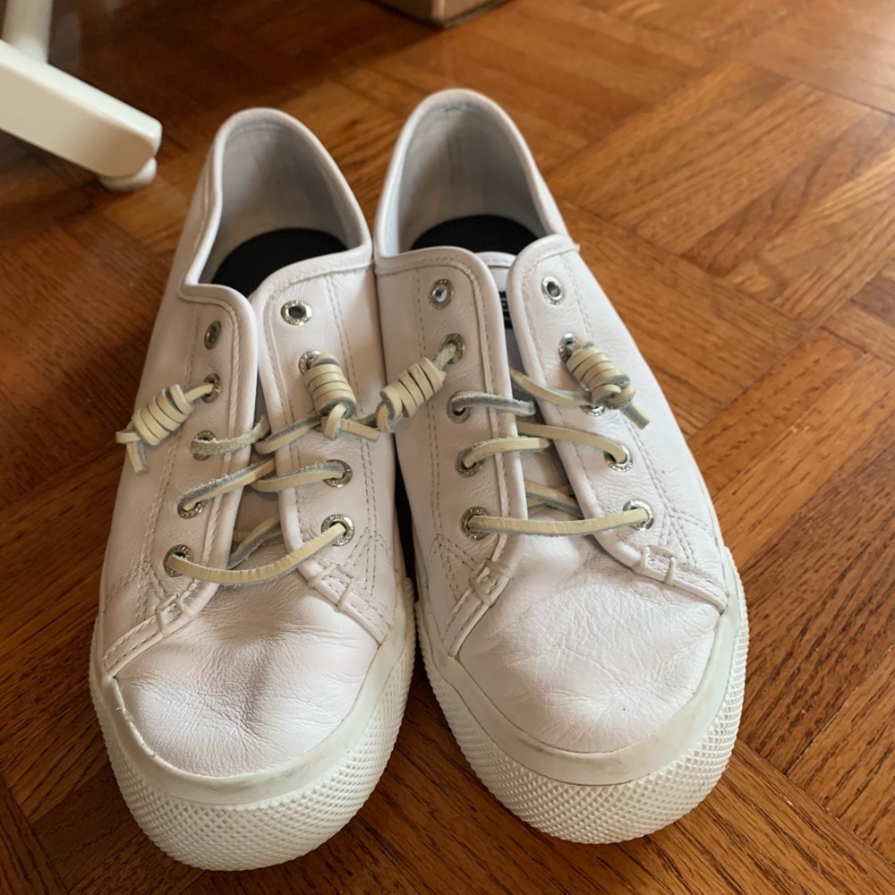White Sperry Slip-on
